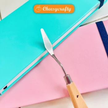 Bay pha màu Mont Marte